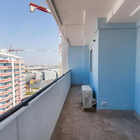 Διαμέρισμα 12° Piano Torre Diamante - 67 *