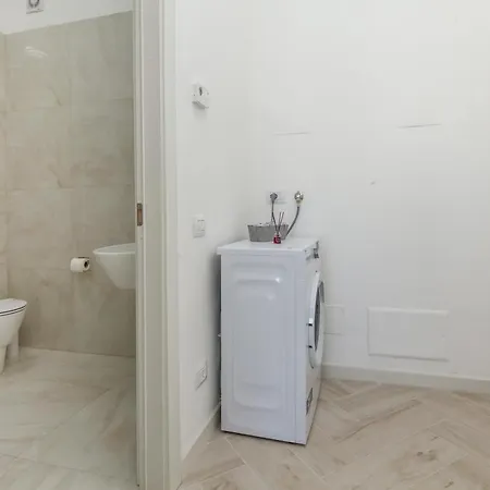 Appartement 12° Piano Torre Diamante - 67