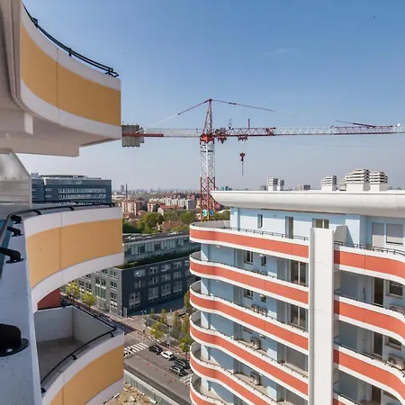 12° Piano Torre Diamante - 67 Apartment